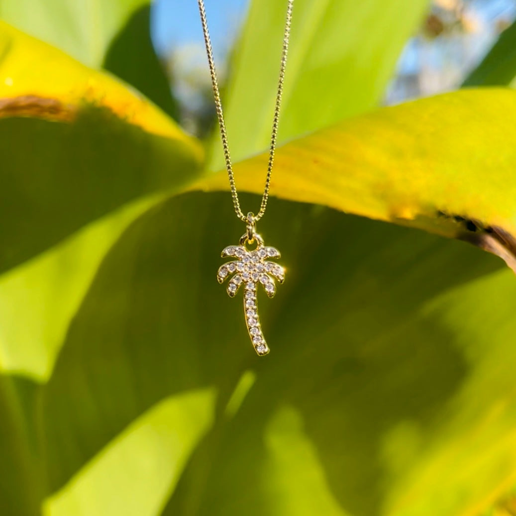 Malibu Necklace Castle Gems