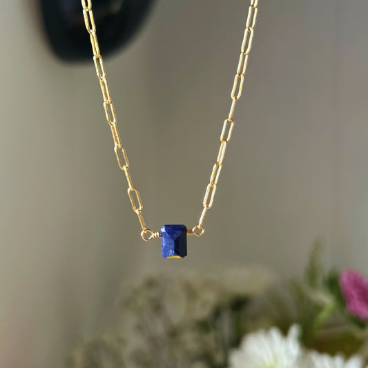 Dainty Sapphire Gemstone Necklace