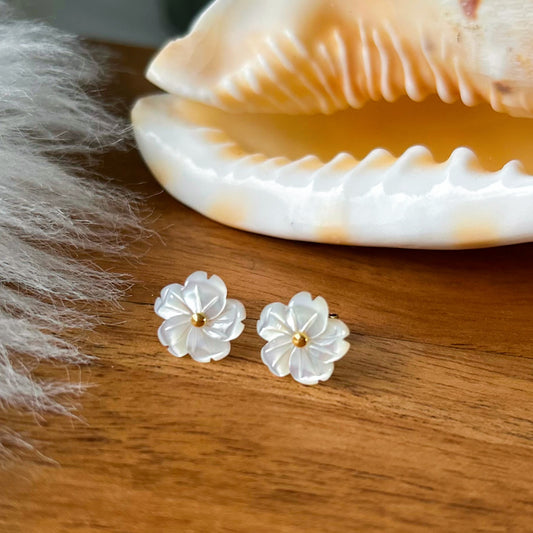 Lei Studs