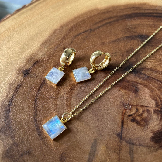 Ira Moonstone Necklace