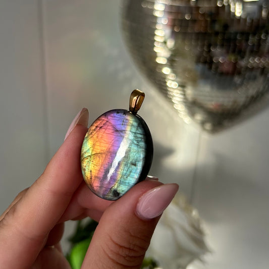 Rainbow Labradorite Oval Necklace